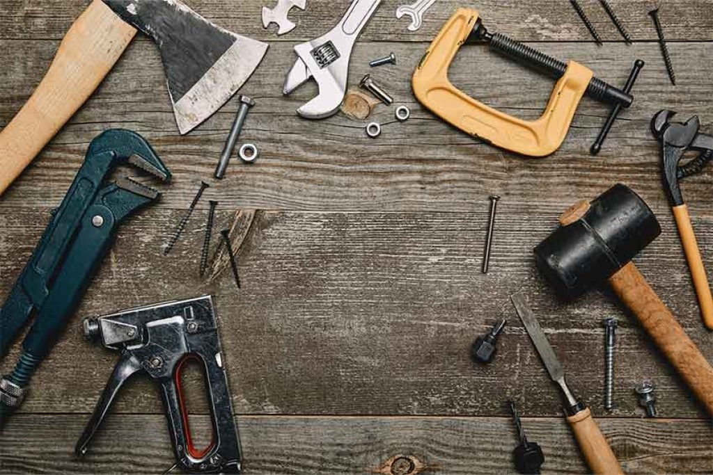 18 Essential Framing Tools and Framing Tool Belt Setup | Tool Keeping