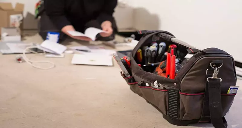 How To Clean and Maintain Your Tool Bag